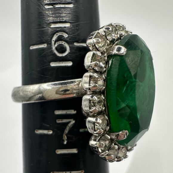 Christian Dior Germany vintage rhodium plated green clear rhinestones ring 6.5 - Picture 4 of 8